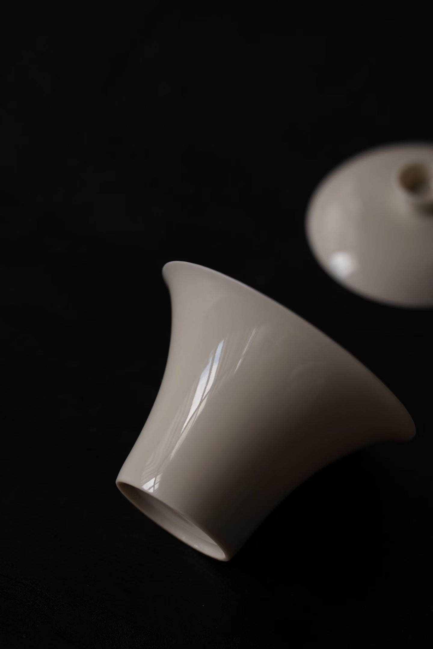 Tasting Cup · Ash Curve 草木灰马蹄品茗杯