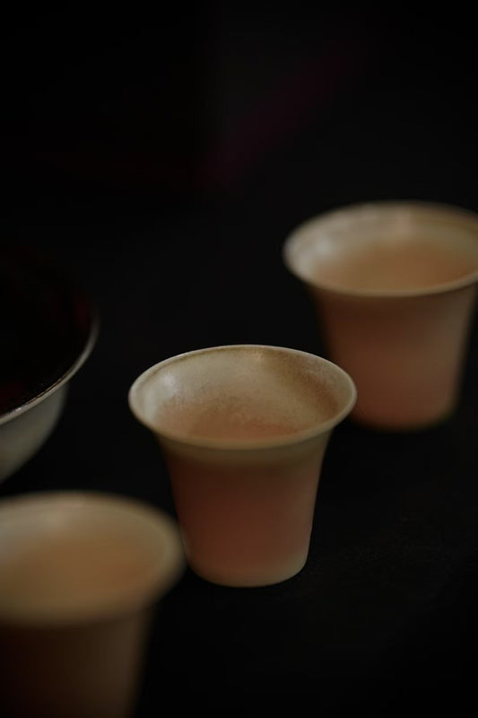 Tasting Cup · Ember Curve 柴烧马蹄品茗杯